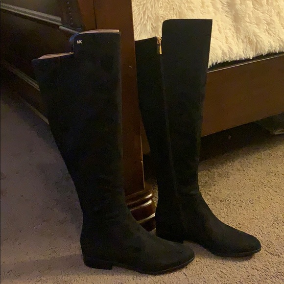 Bromley stretch over the knee boot - Picture 4 of 6